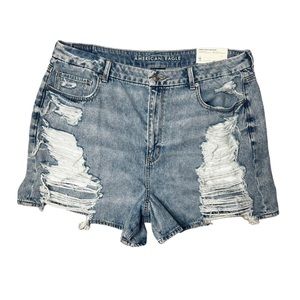 American Eagle Women's Distressed Curvy Mom Short Light Wash Size 18 NWT‎